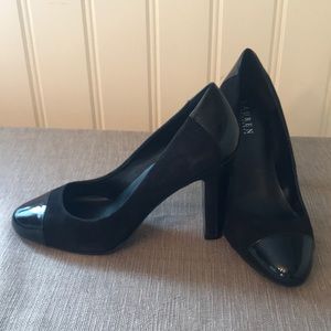 FLASH SALE!!!! Lauren Ralph Lauren pumps.
